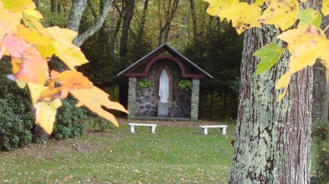 Shrine during fall